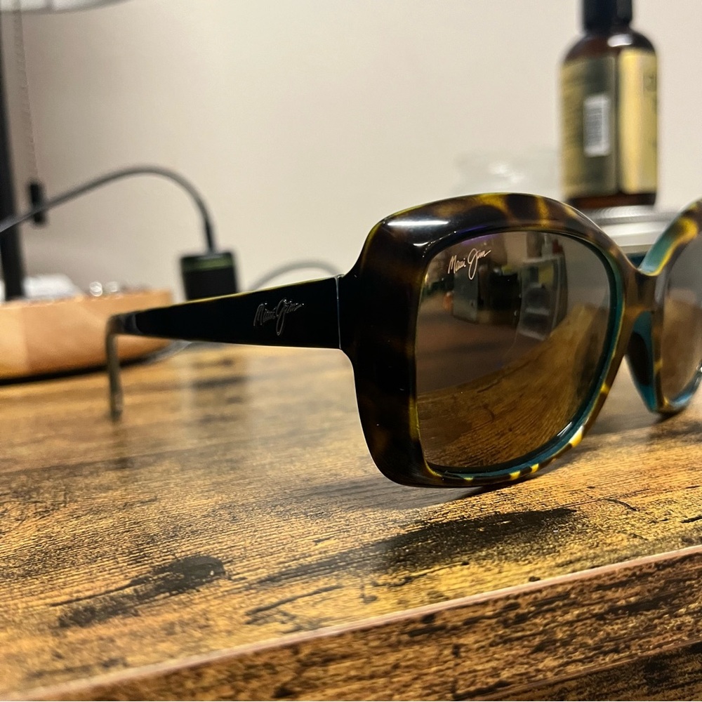 Maui Jim Brown Polarized Orchid Sunglasses - Picture 10 of 14